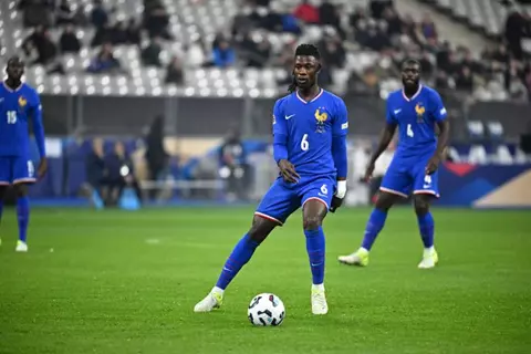 ديشامب يكشف سبب غياب كامافينجا عن قائمة فرنسا في كأس العالم
